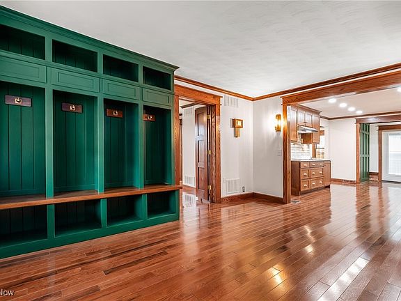 2nd image of 3229 Nolan Rd