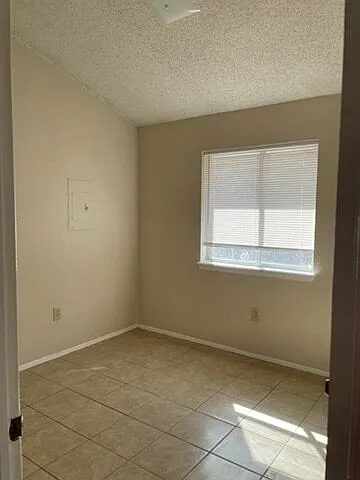 7214 Dale Rd #4 — Photo 7