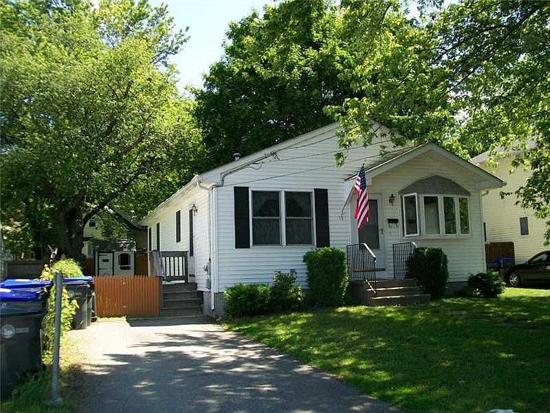 1st image of 15 Lakewood St