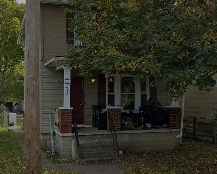 498 S Warren Ave — Photo 1