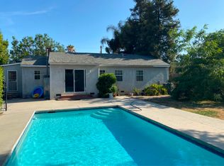 19109 Strathern St, Reseda, CA 91335