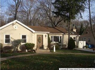 255 Sprague Ave, Staten Island, NY 10307