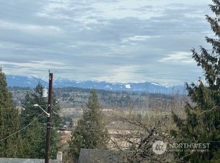 7302 Yew St, Everett, WA 98203