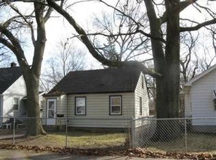 1938 McIlwraith St, Muskegon, MI 49442