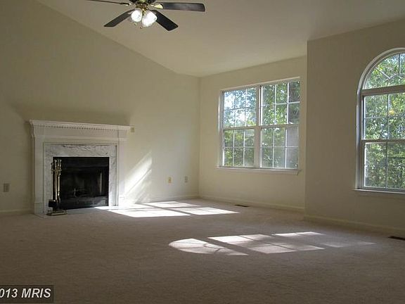 3rd image of 11400 Dobbins Ln