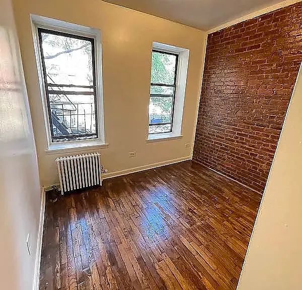 226 E 29th St #2C — Photo 1