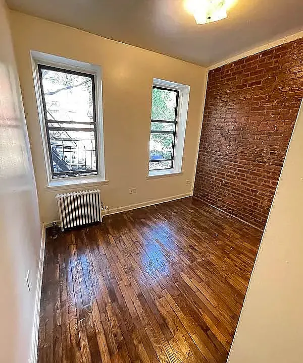 226 E 29th St #2C