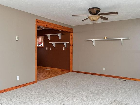 5th image of 3620 Applewood Dr