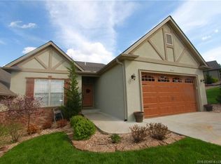 400 Country Ridge Dr, Camdenton, MO 65020