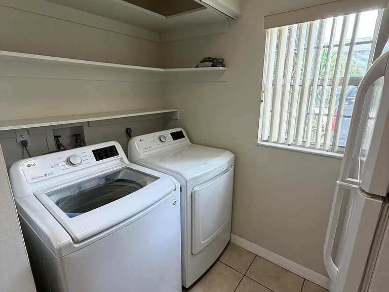 175 Yorktowne Dr #21 — Photo 13