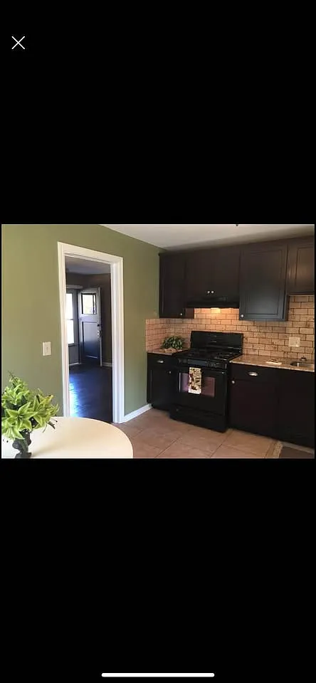 2 bed, 918 sqft, $1,250 — Photo 3