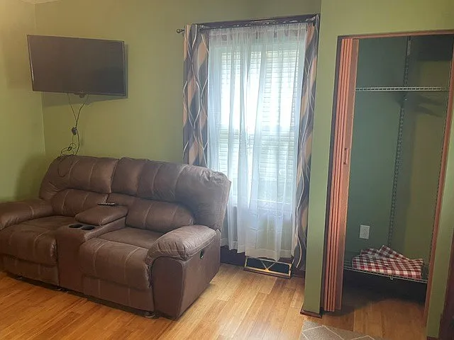 3 bed, 1680 sqft, $1,200 — Photo 4