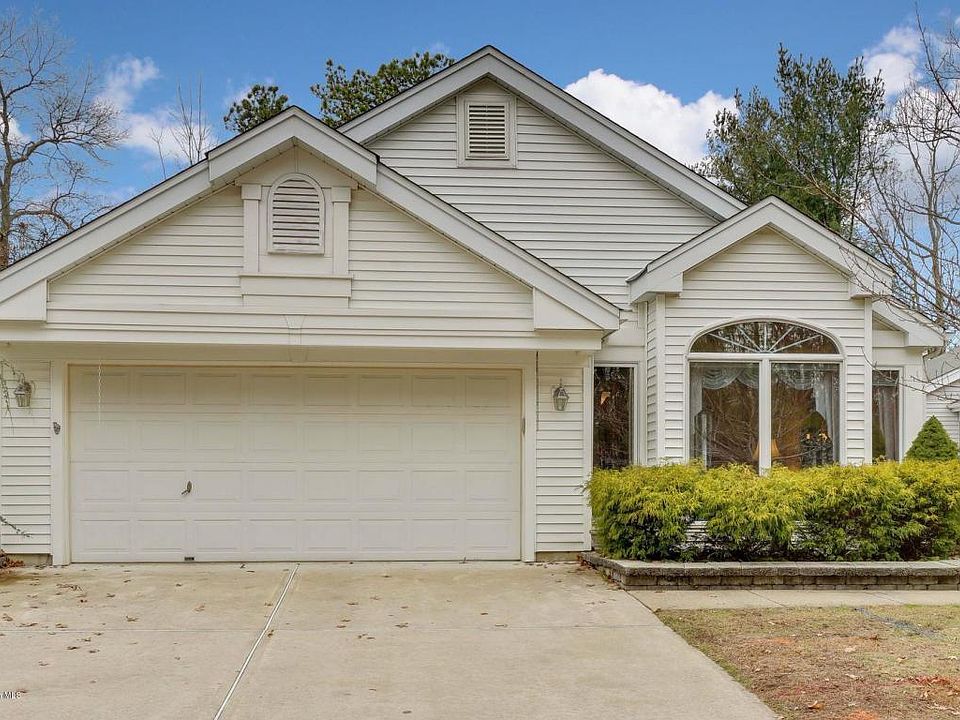 1st image of 2355 Kira Ct
