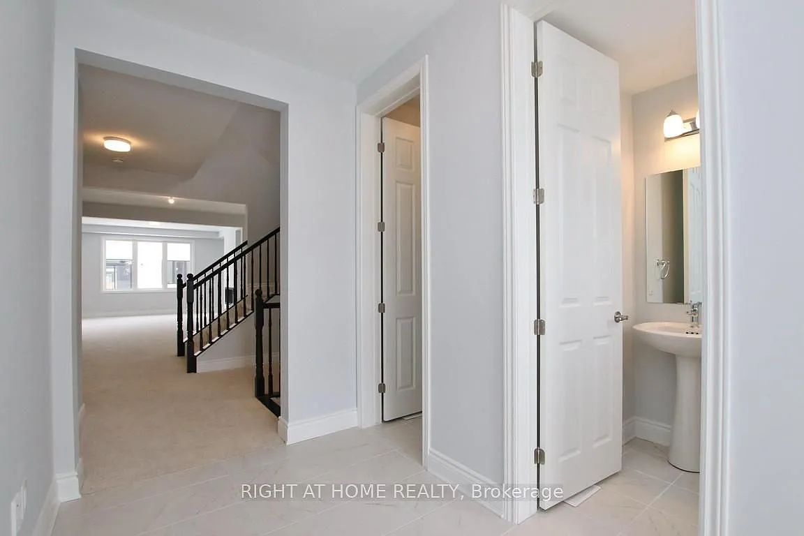 4 bed, $3,000 — Photo 3