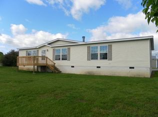 308 Calhoun Rd, La Follette, TN 37766