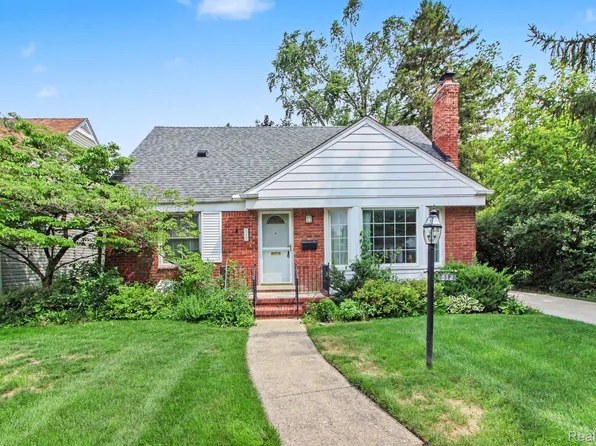 812 Lloyd Ave, Royal Oak, MI 48073