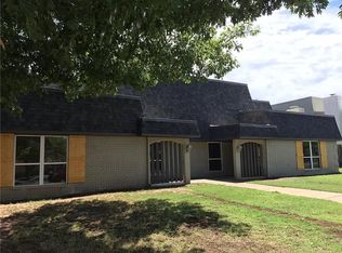 11012 Springhollow Rd, Oklahoma City, OK 73120