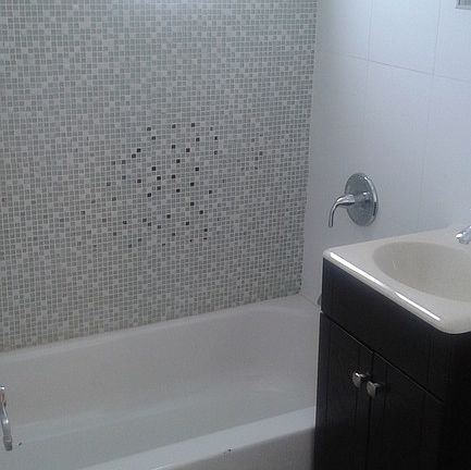 3rd image of 3106 42nd St APT 2