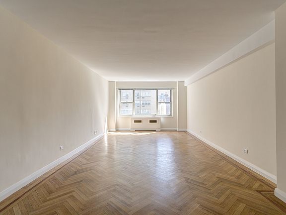 3rd image of 30 Park Ave #14NF