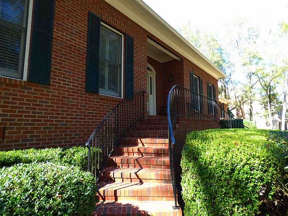 3rd image of 4004 Brandon Hill Dr