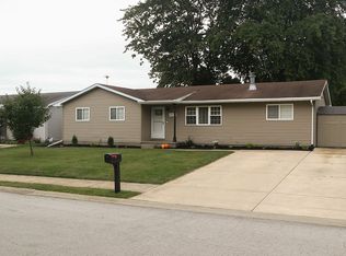 216 E Baker St, Manteno, IL 60950
