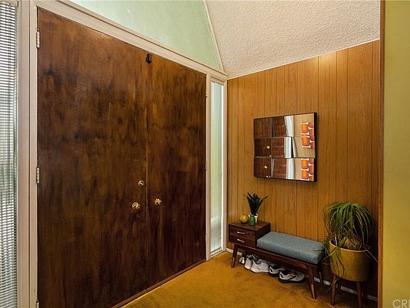 4th image of 7438 Chaminade Ave