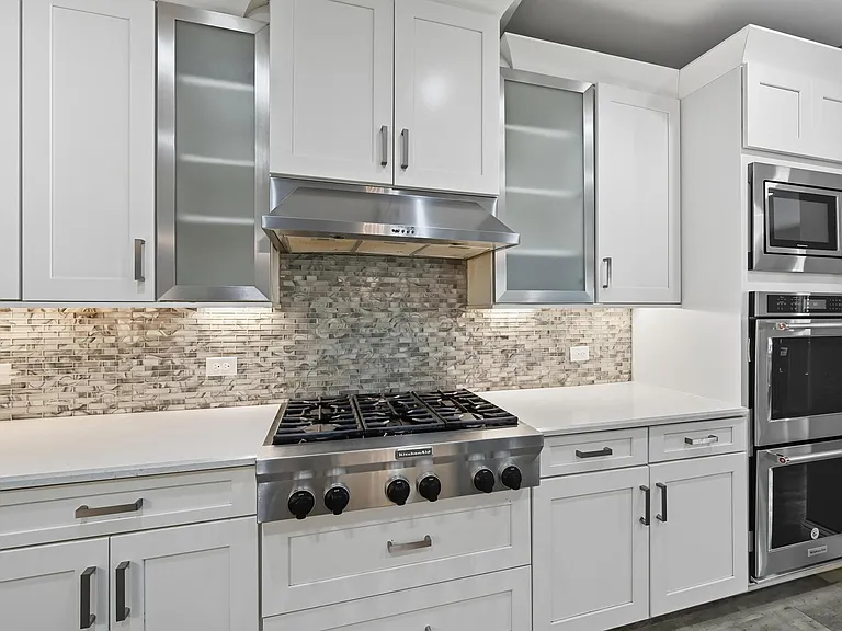 2413 Barton Creek Blvd — Photo 8