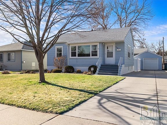 2nd image of 1112 Avenue E