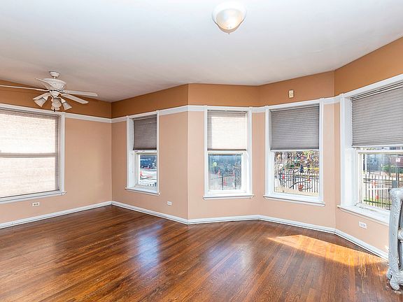 4th image of 4501 N Magnolia Ave #1S