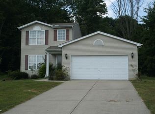 2045 River Birch Dr, Amelia, OH 45102