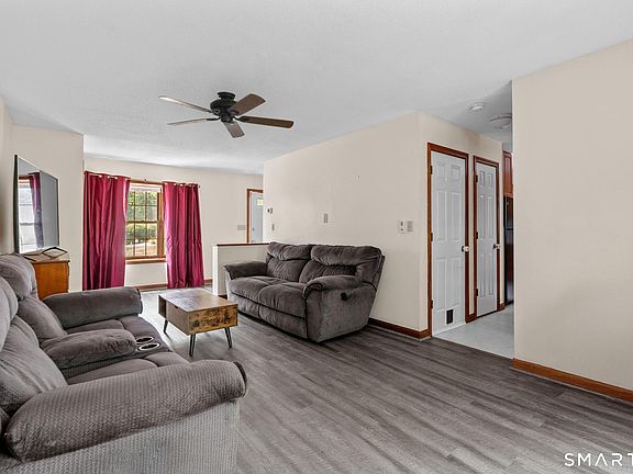 5th image of 83 Carriage House #83