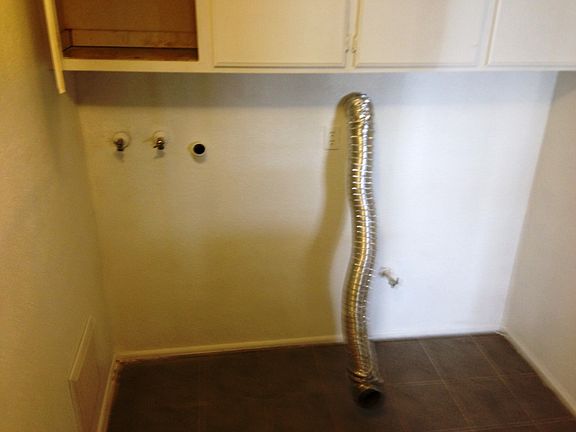 5th image of 1933 Glenoaks Blvd Unit 127