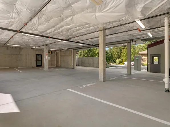 18525 Firlands Way N, Seattle, WA 98133