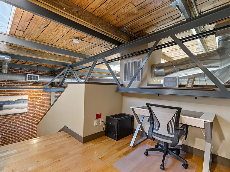 713 S Central St #104 — Photo 29
