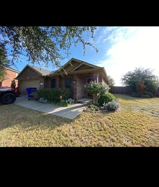 317 Long Prairie Dr