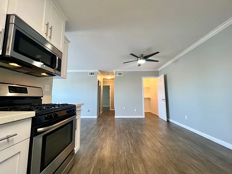 Solara Apartment Homes — Photo 51