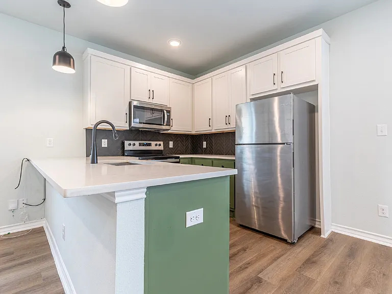 2346 Dakota St #1101 — Photo 13