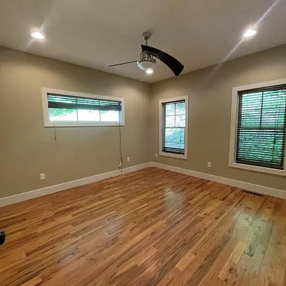 745 Poplar Ln — Photo 9
