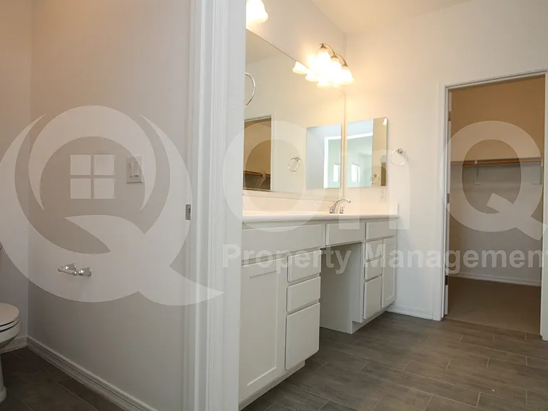 24215 W Gross Ave — Photo 12