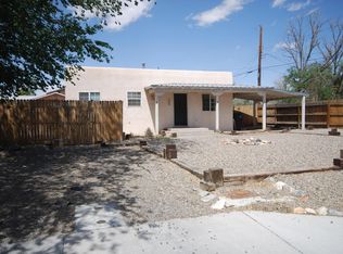 2725 Sioux St NW, Albuquerque, NM 87104