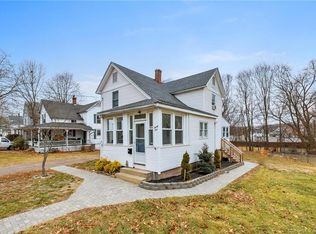 35 Summer St, Manchester, CT 06040