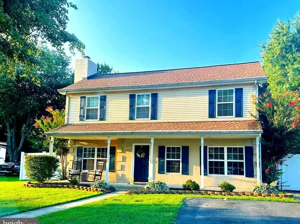 1852 Harbor Dr, Chester, MD 21619