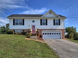 416 Mockingbird Pl, Jonesborough, TN 37659