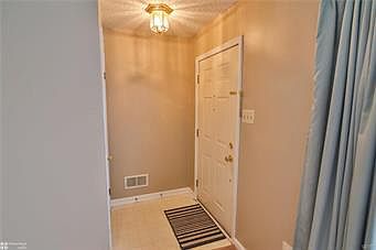 5th image of 1954 Willings Ln