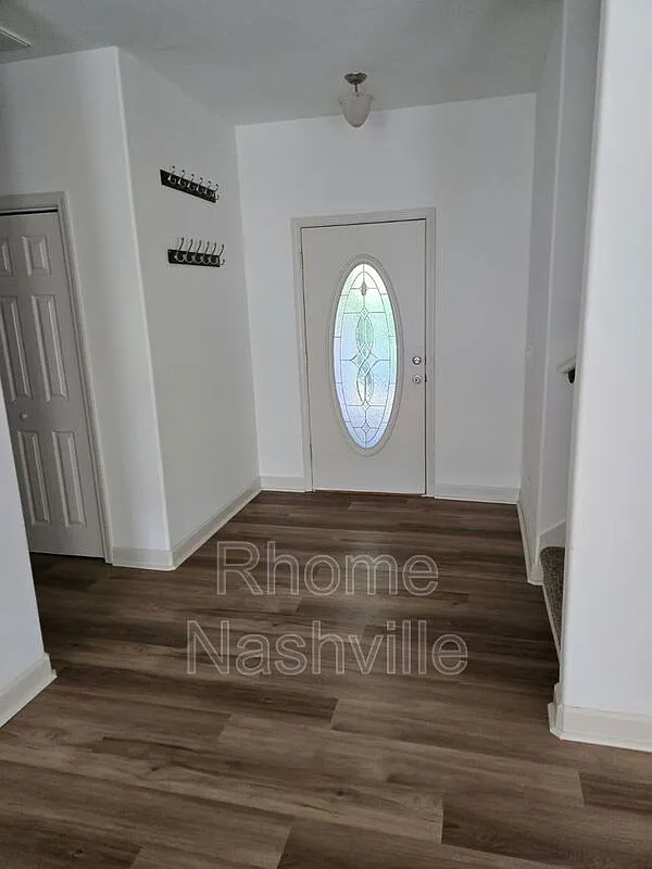 3 bed, 2.0 bath, 1967 sqft, $2,250 — Photo 3