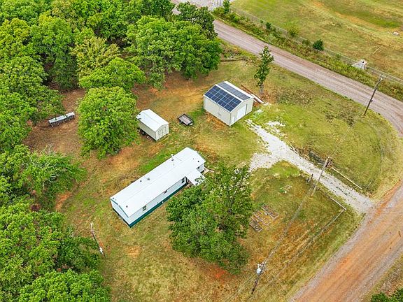 3rd image of 974 Bailey Ln