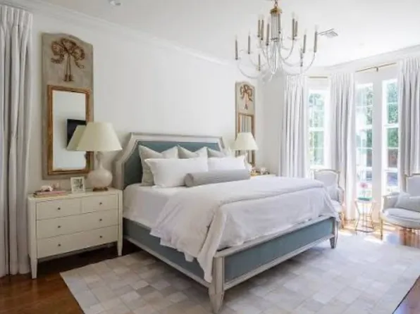 (undisclosed Address), Providence, RI 02903