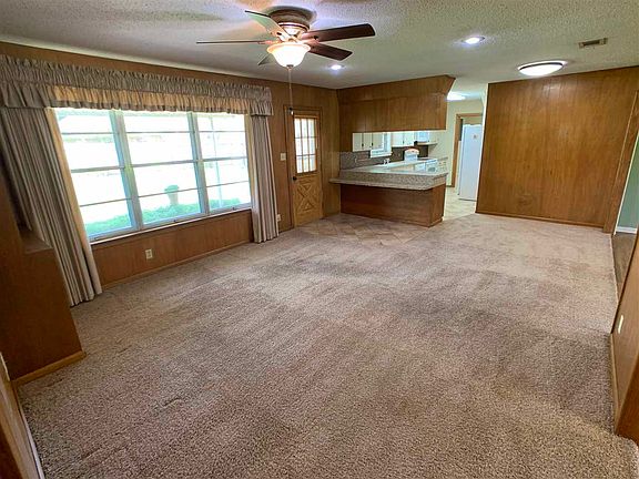 2nd image of 3208 Wyatt Ln