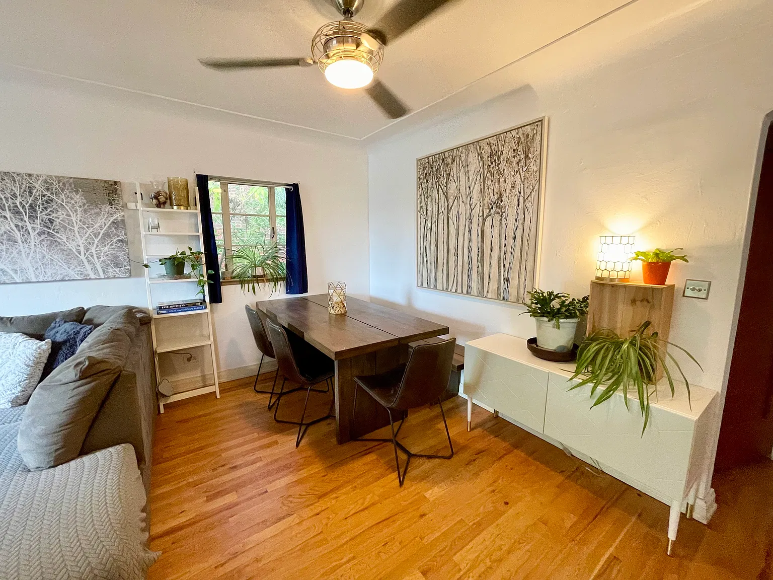 4 bed, 1886 sqft, $3,595 — Photo 4