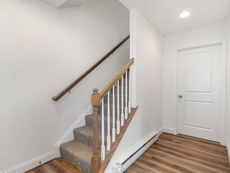 3112 Detweiler Ln — Photo 4